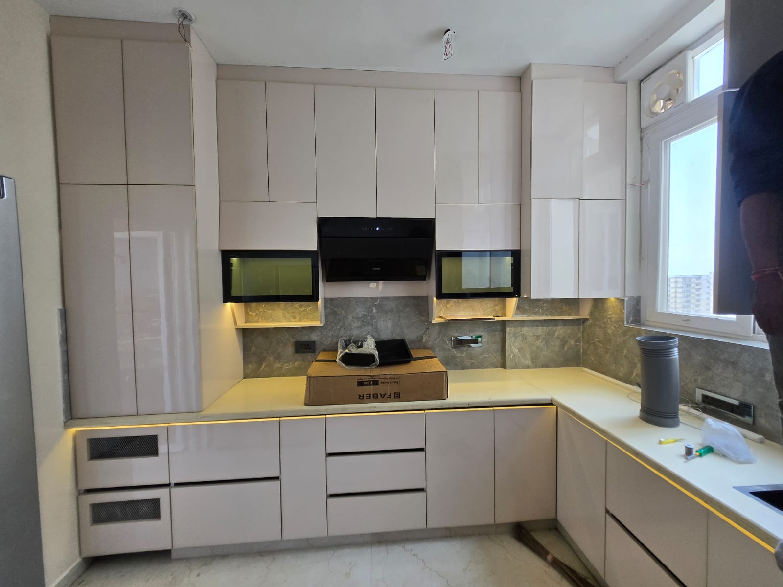24. Kitchen High Gloss Modular Storage